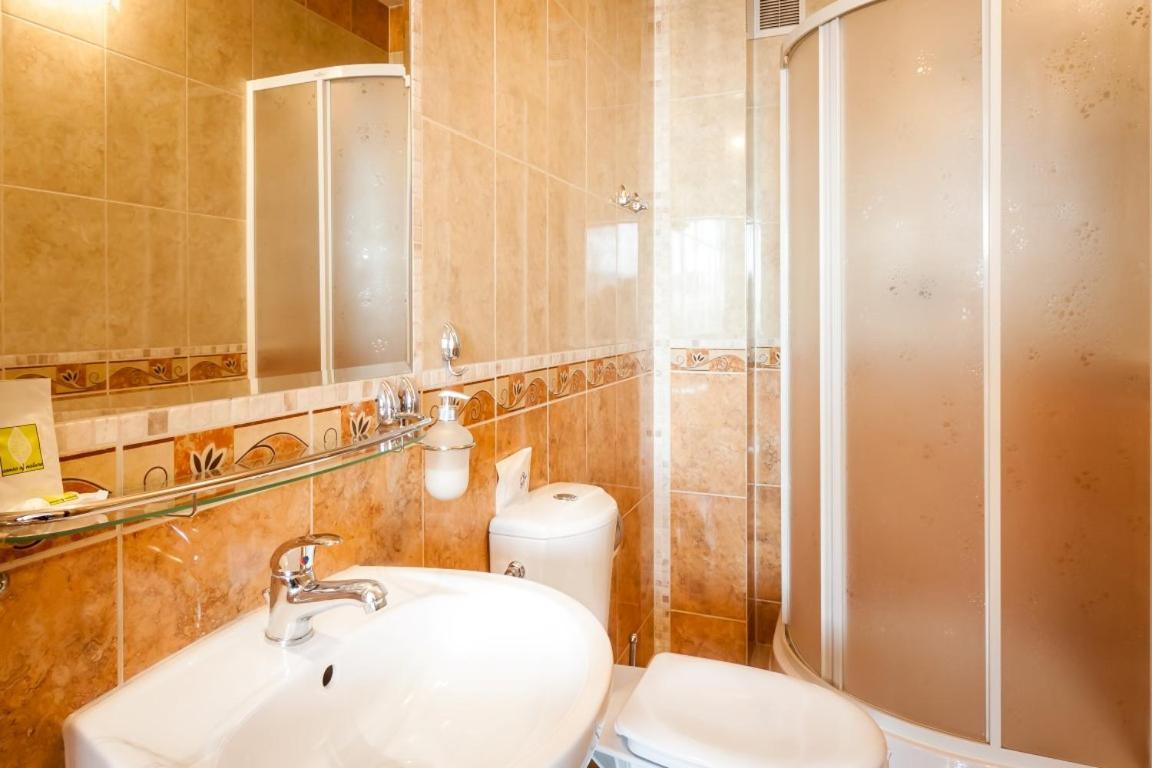 Hotel Alf Krakau Buitenkant foto